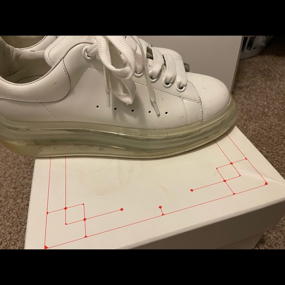 MENS ALEXANDER McQueen Sneakers